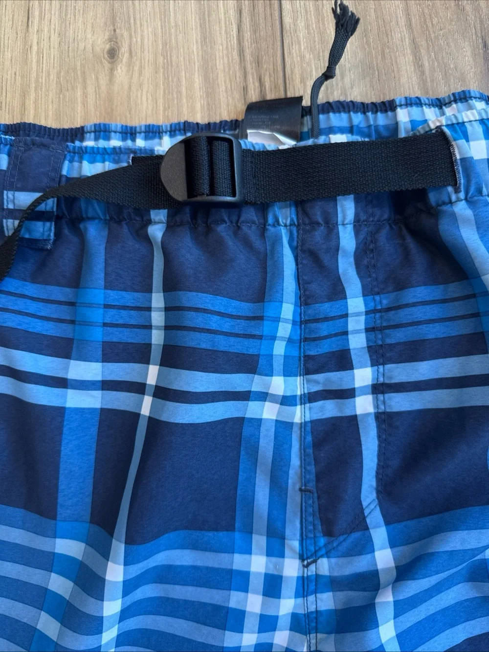 The North Face Swimwear Board Shorts Men’s Sz Large Belted Blue Plaid Lined